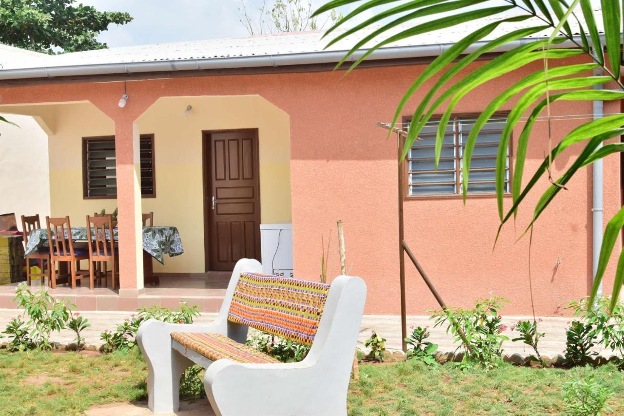 Akwa Guesthouse Cotonou Exterior foto