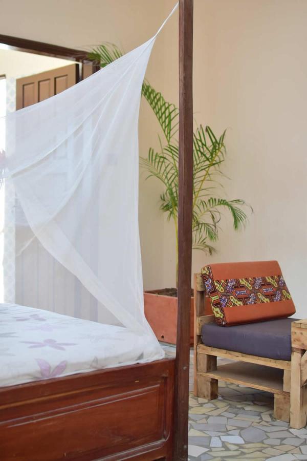 Akwa Guesthouse Cotonou Exterior foto