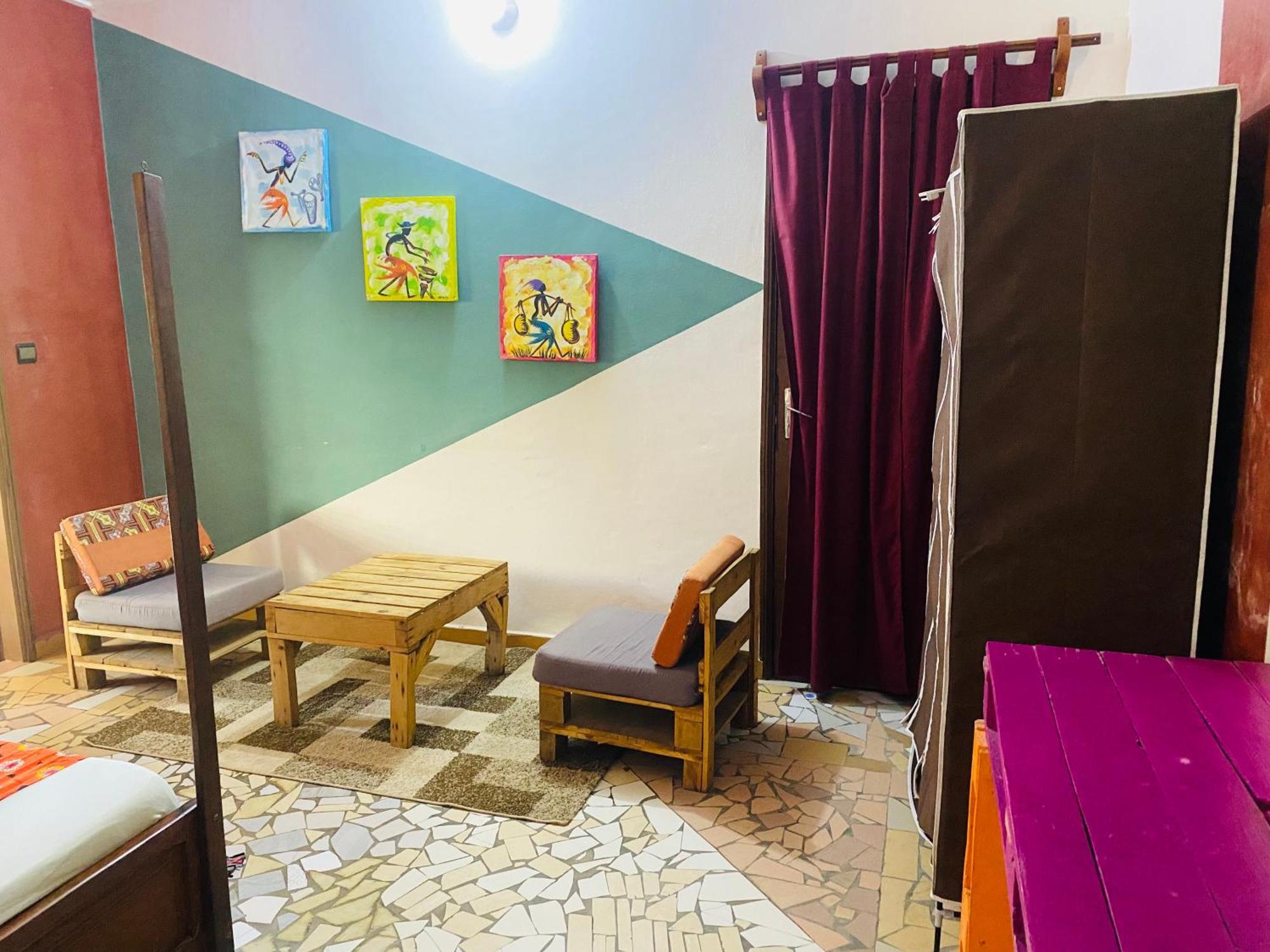 Akwa Guesthouse Cotonou Exterior foto